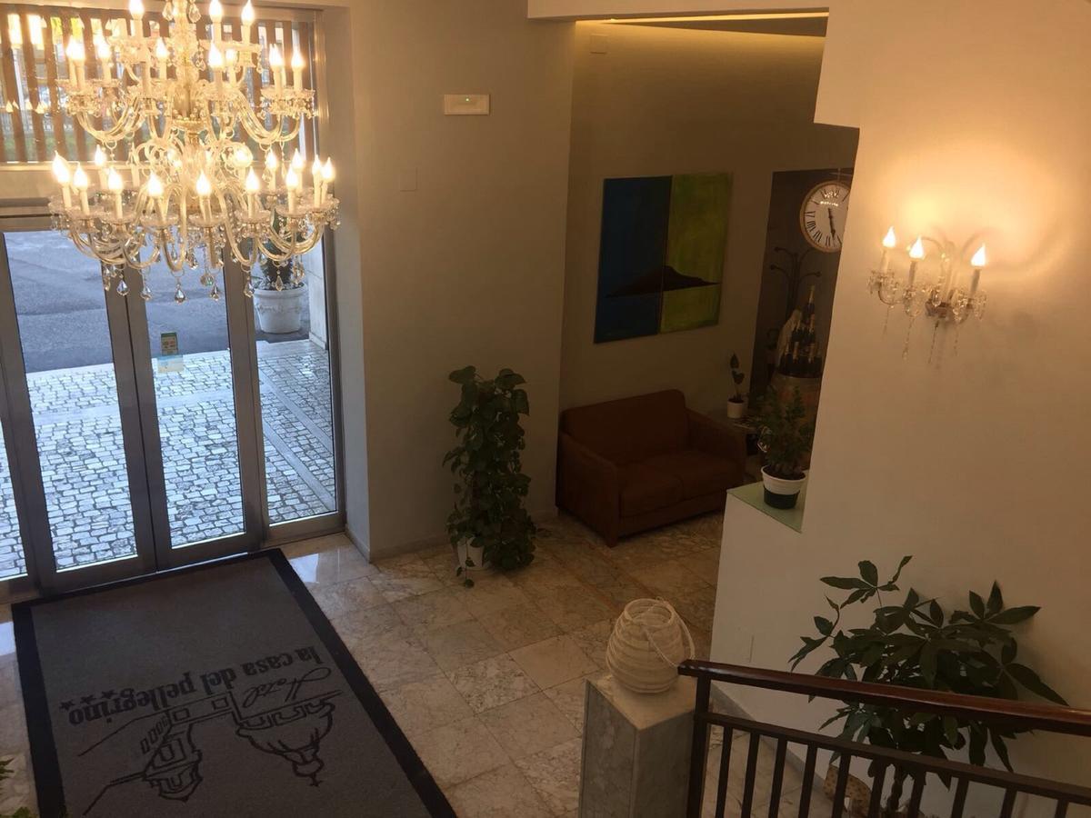 Hotel La Casa Del Pellegrino SantʼAnastasia Esterno foto